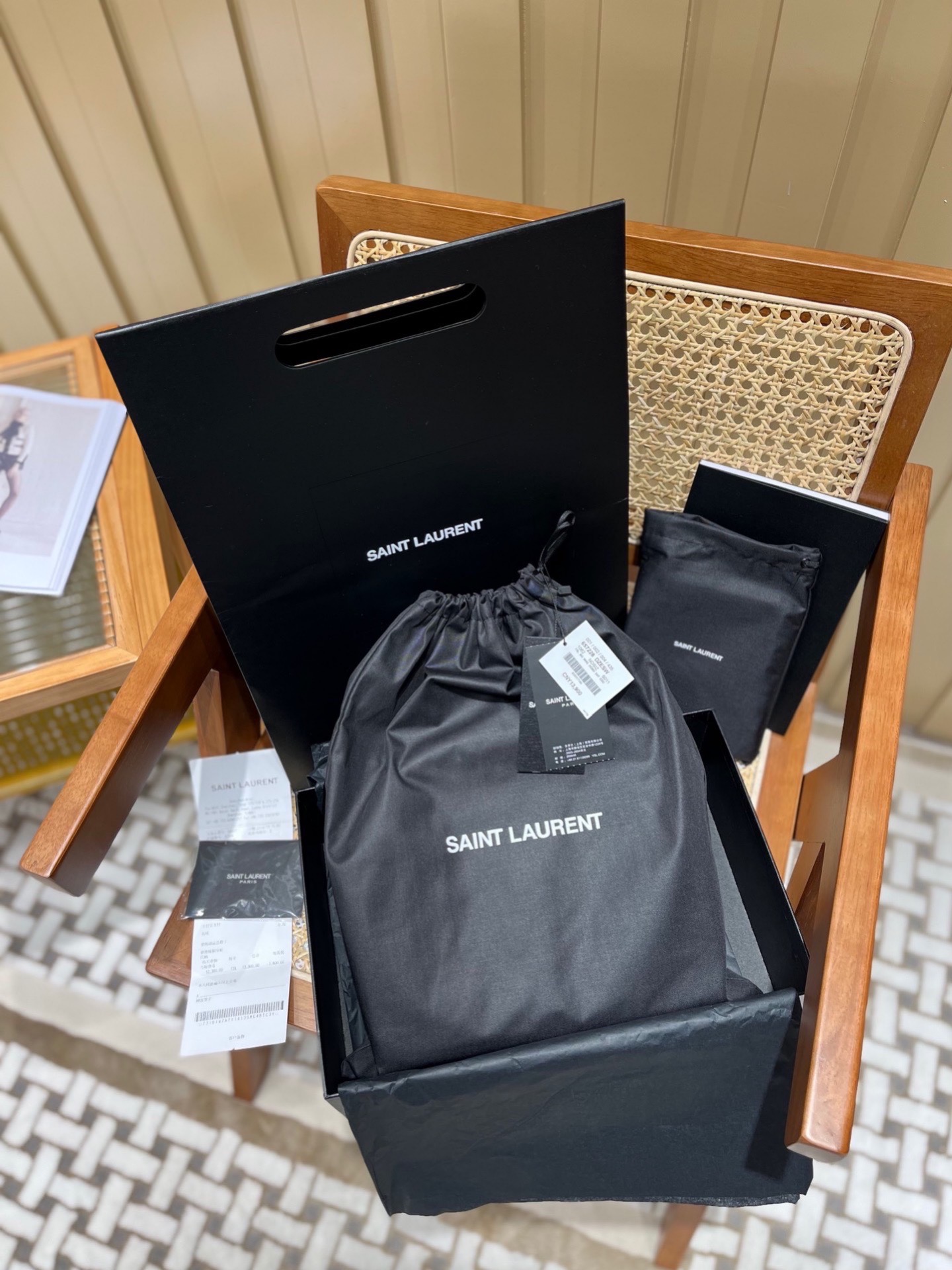 Saint laurent Ysl LE 5 À 7 平纹腋下包 657228黑色