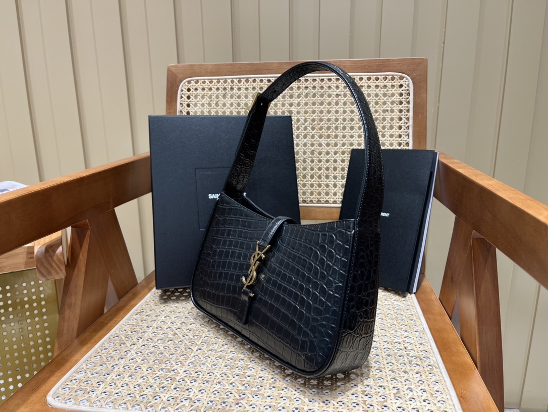 Saint laurent Ysl LE 5 À 7 鳄鱼纹腋下包 657228黑色