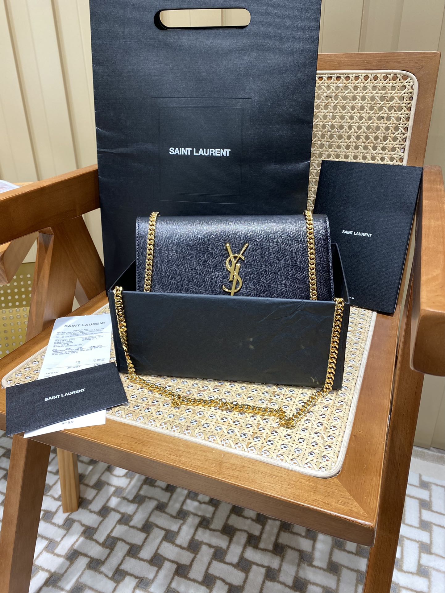 YSL ๐ฒ๐๐๐ ๐ฎ๐ฐ๐๐ ้ฑผๅญ้
ฑๆๆ้พๆกๅ
้ป่ฒ/้ๆฃ