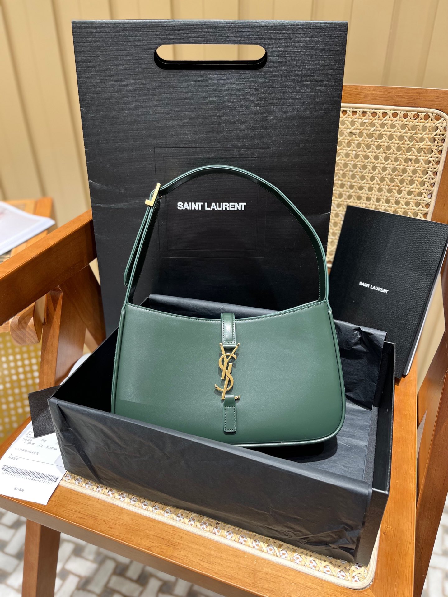 Saint laurent Ysl LE 5 À 7 平纹腋下包 657228绿色