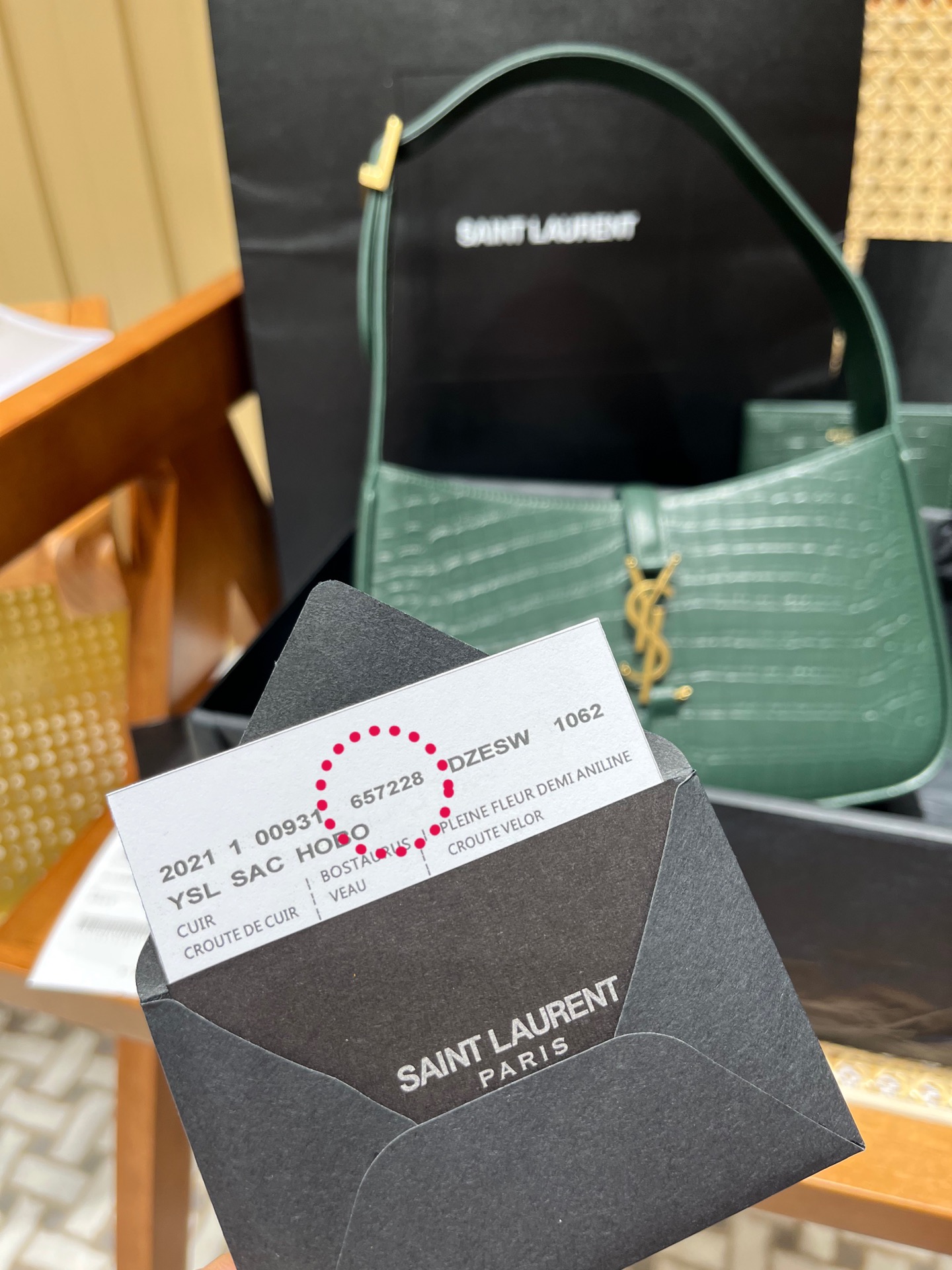 Saint laurent Ysl LE 5 À 7 鳄鱼纹腋下包 657228绿色