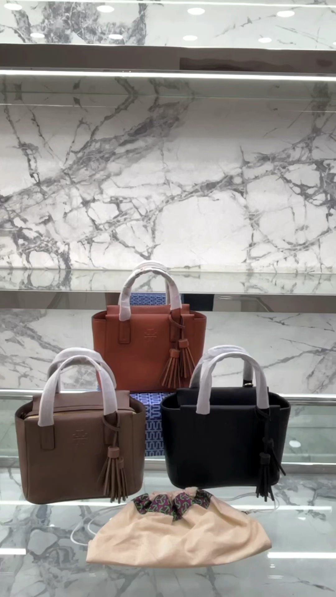 Yupoo Gucci Bags Watches Nike Clothing Jordan Yeezy Balenciaga Shoes
