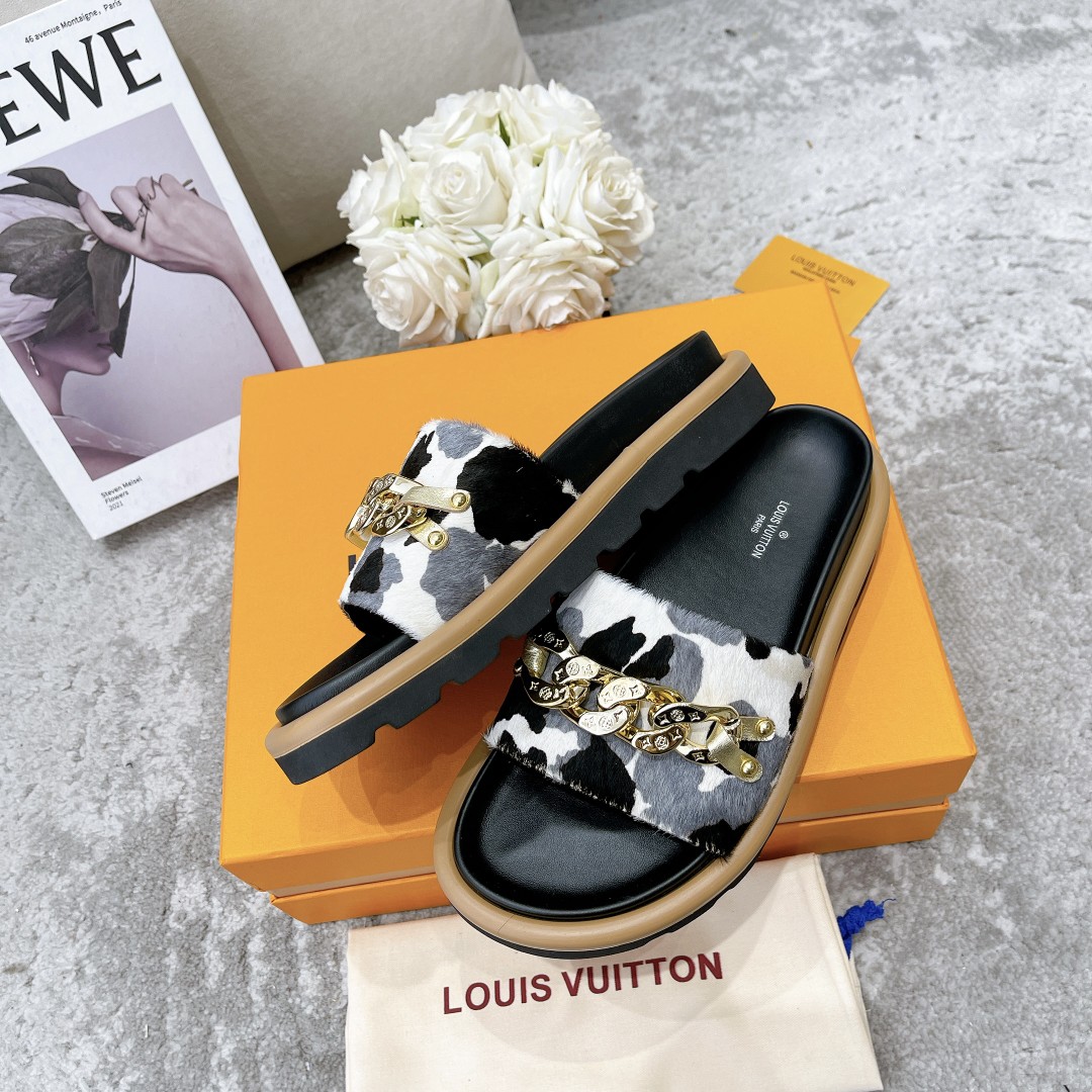 Louis Vuitton LOUIS VUITTON | 路易威登 ²⁰²2𝐬