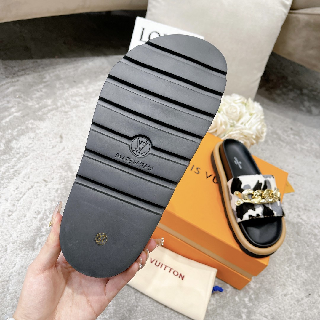 Louis Vuitton LOUIS VUITTON | 路易威登 ²⁰²2𝐬
