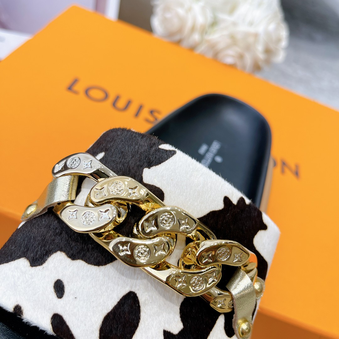 Louis Vuitton LOUIS VUITTON | 路易威登 ²⁰²2𝐬