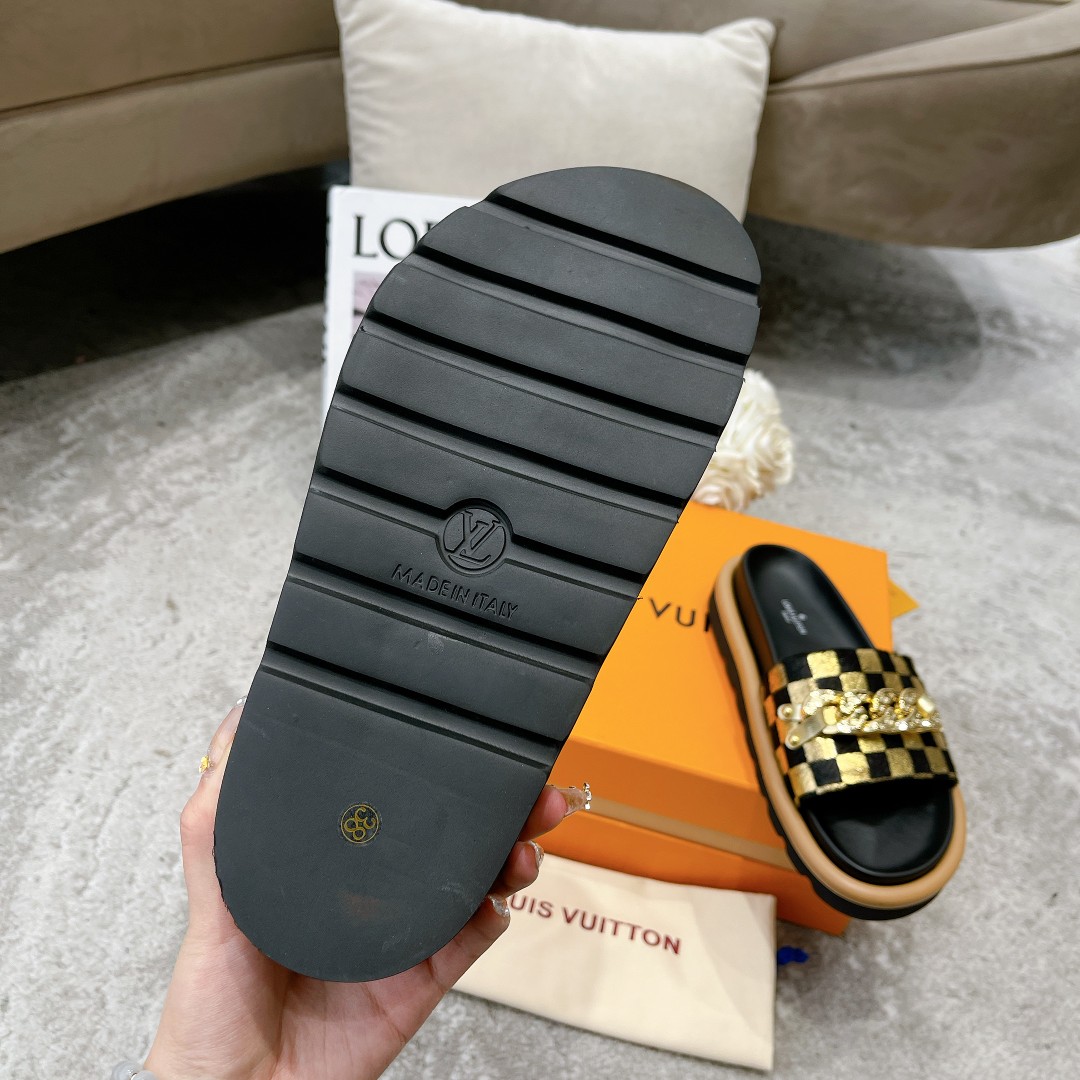 Louis Vuitton LOUIS VUITTON | 路易威登 ²⁰²2𝐬