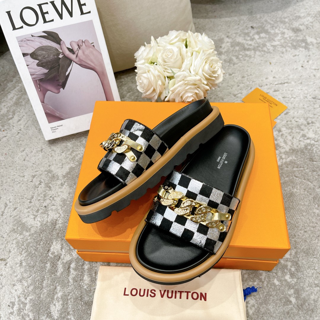 Louis Vuitton LOUIS VUITTON | 路易威登 ²⁰²2𝐬