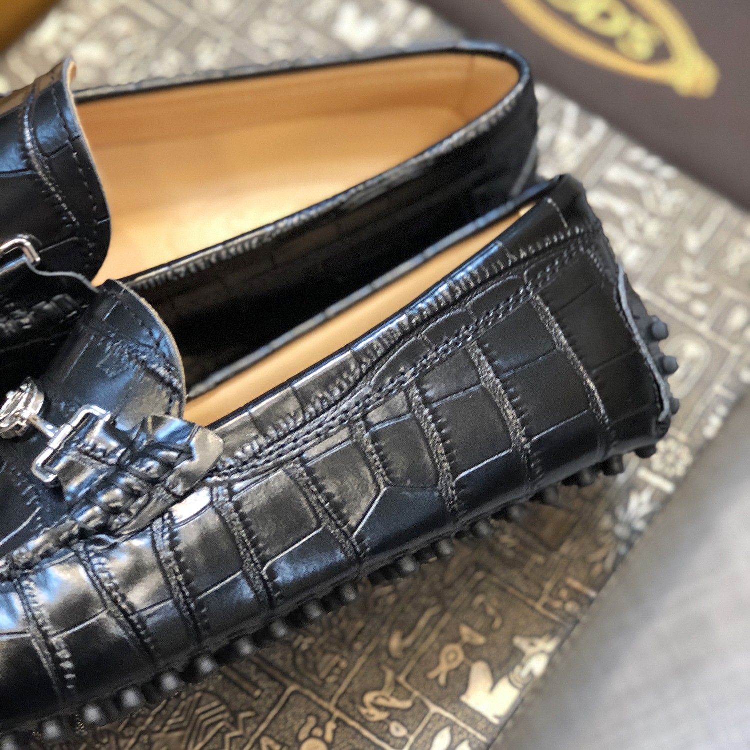 P625 Men’s Crocodile Almond Bean Shoes, Black, Size 38-45, Original Packaging. - 图片 7