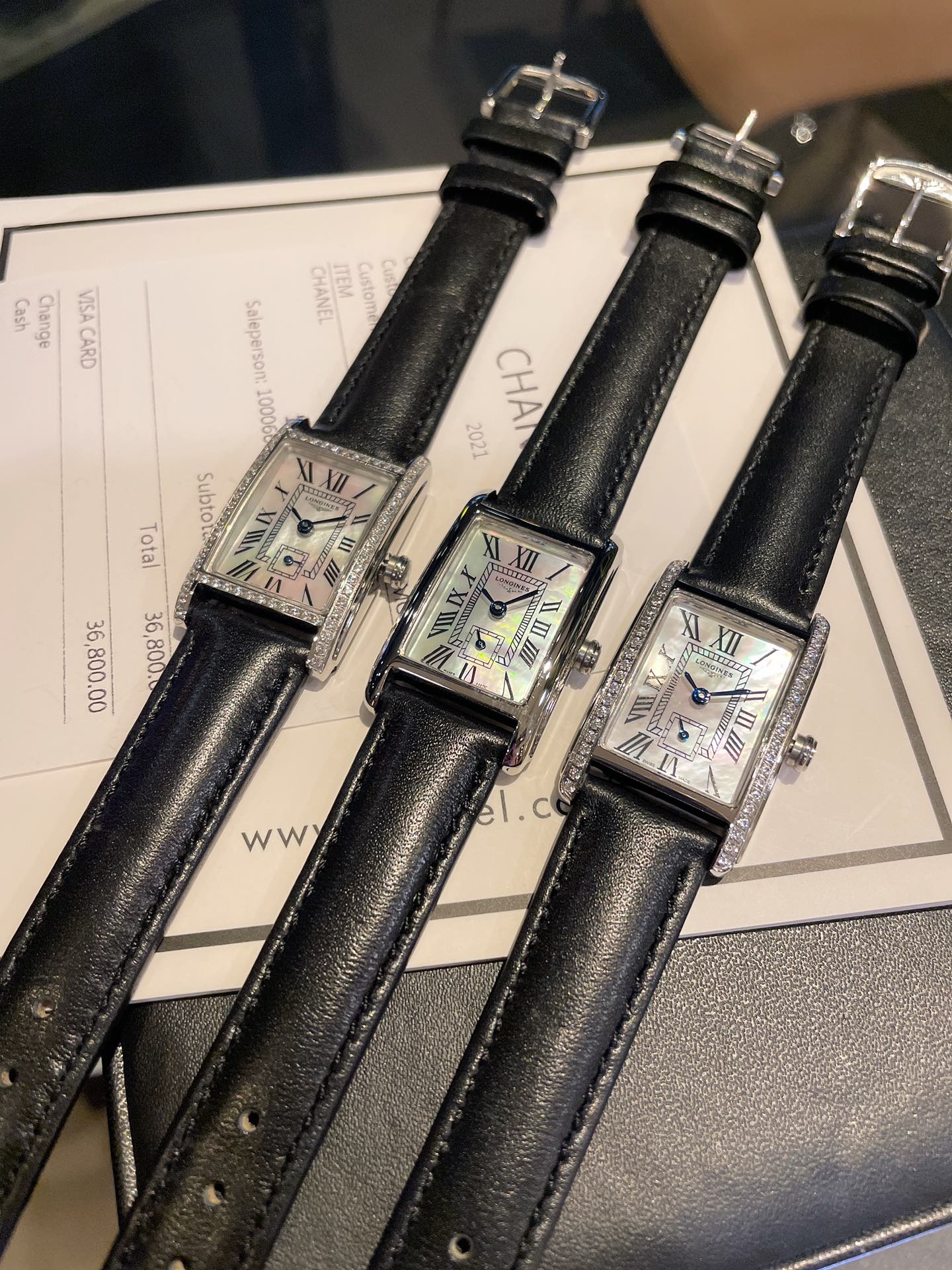 L0  最火浪琴 Longines 超好看的 小姐姐们赶紧入手 浪琴  Longines 戴卓维纳系列 精致两针半女士腕表 316精钢表带 直径33*22mm厚7m