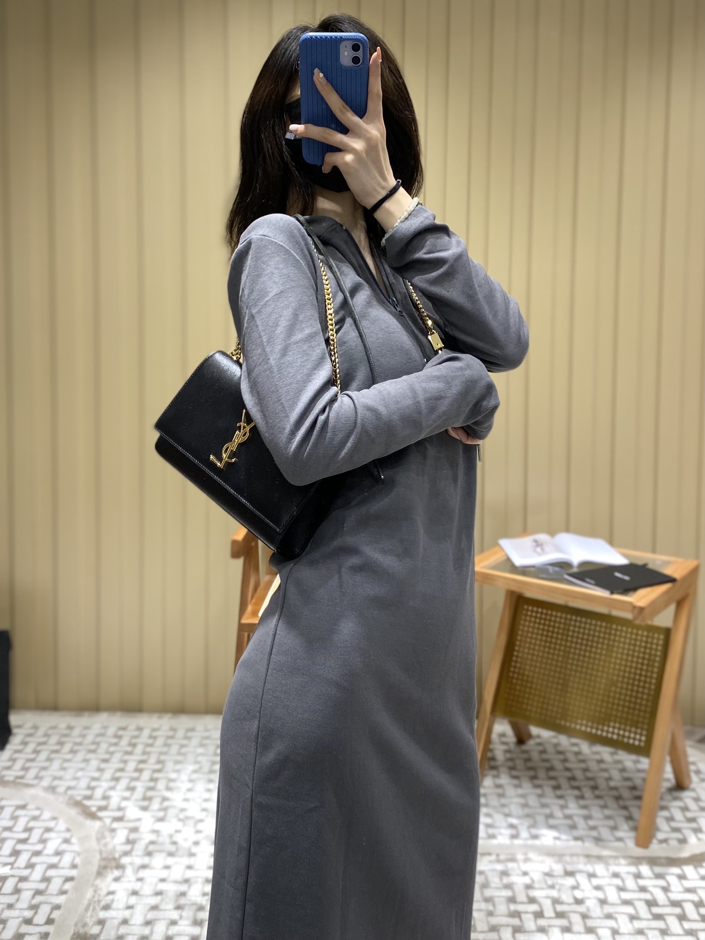 YSL ๐ฒ๐๐๐ ๐ฎ๐ฐ๐๐ ้ฑผๅญ้
ฑๆๆ้พๆกๅ
้ป่ฒ/้ๆฃ