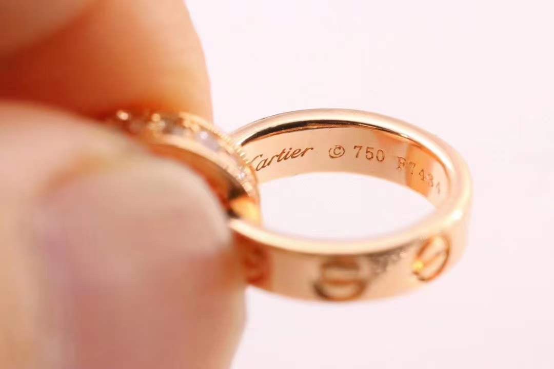 Cartier 卡家玫瑰金 LOVE满钻螺丝双环 锁骨项链