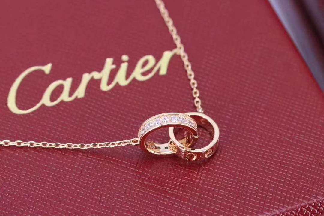 Cartier 卡家玫瑰金 LOVE满钻螺丝双环 锁骨项链