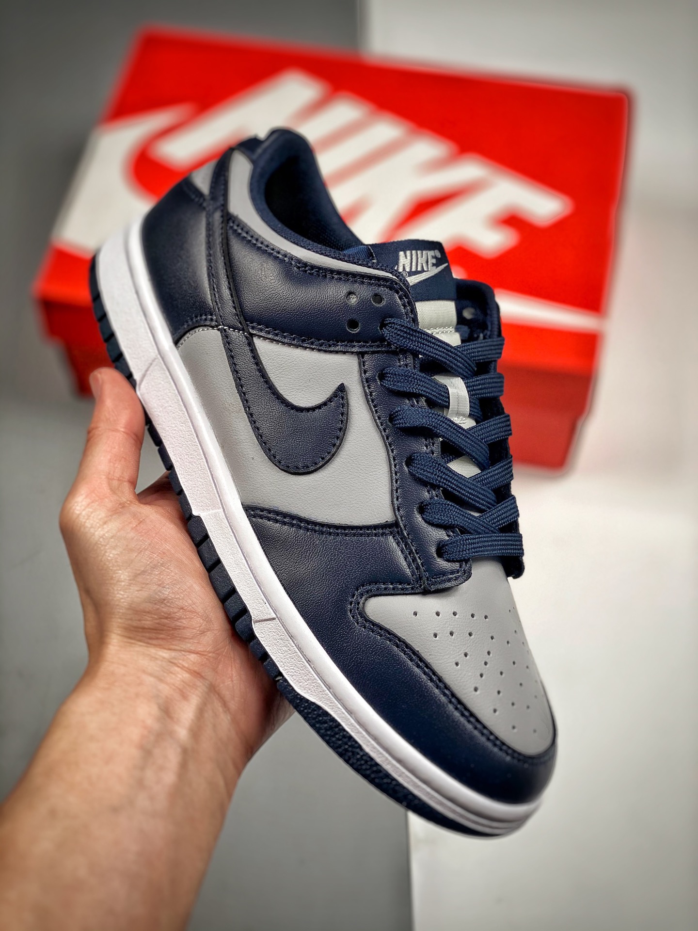 Promotor 4 NK SB Dunk Low gris azul Georgetown, producido por una gran fábrica #Etiqueta tejida original de f…