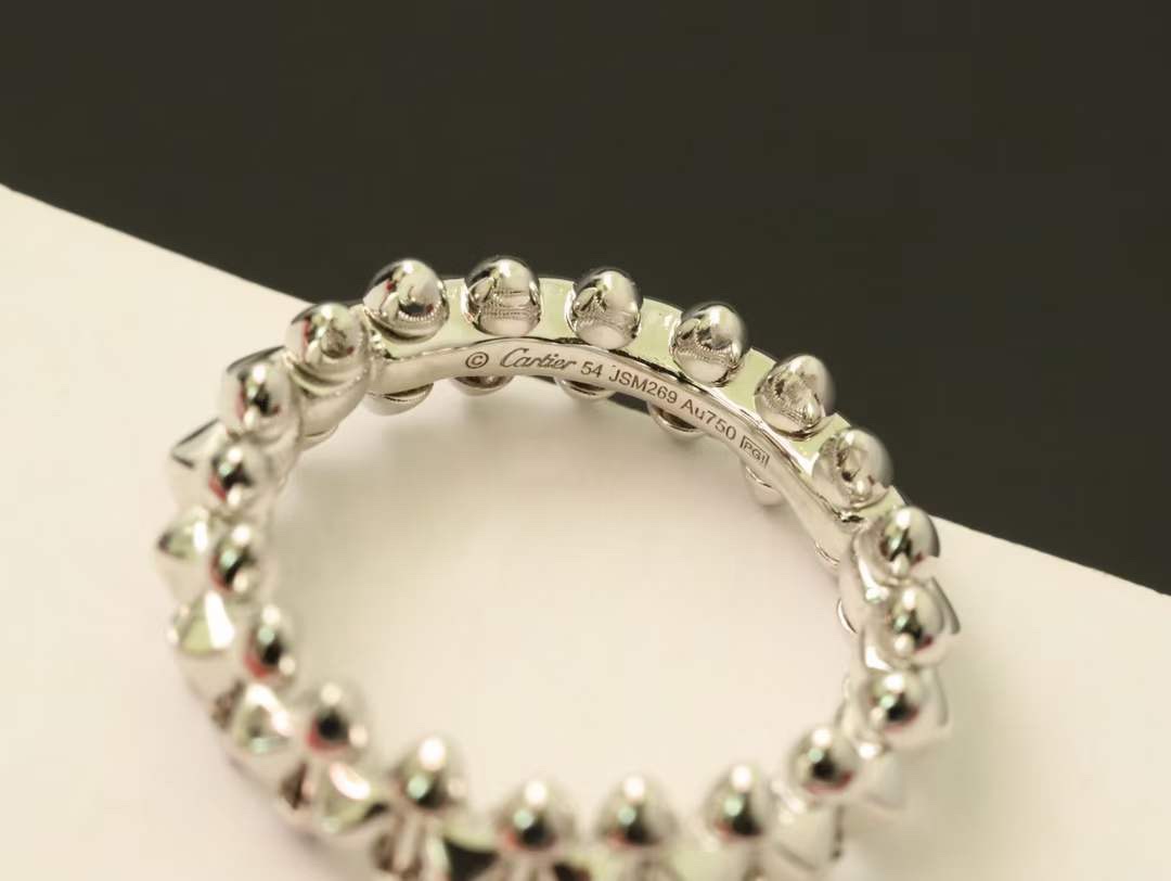 Cartier Cartier 卡地亚新款子弹头 铆钉戒指