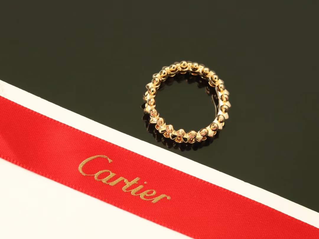 Cartier Cartier 卡‮亚地‬新款子弹头 玫瑰金‮铆色‬钉戒指