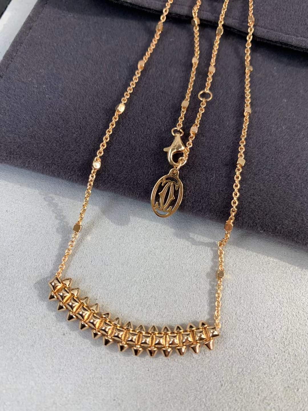 Cartier Cartier 卡‮亚地‬款子弹头 玫瑰金铆钉项链