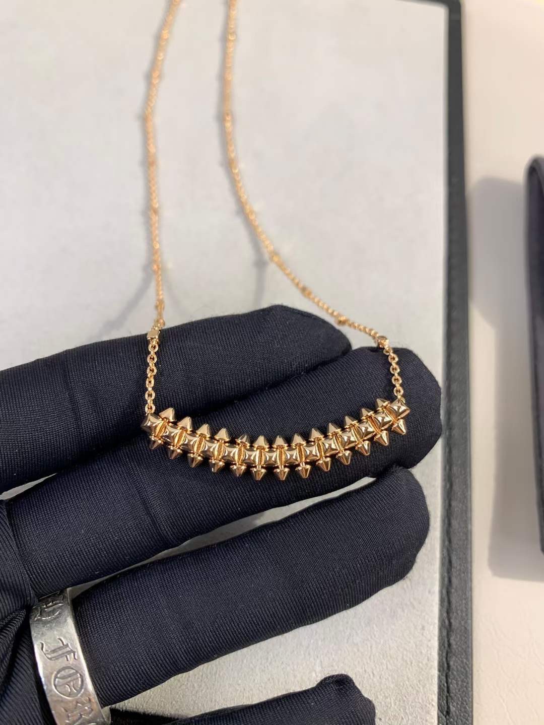 Cartier Cartier 卡‮亚地‬款子弹头 玫瑰金铆钉项链