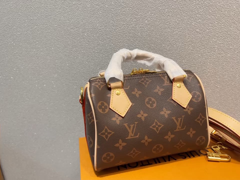 Yupoo Gucci Bags Watches Nike Clothing Jordan Yeezy Balenciaga Shoes
