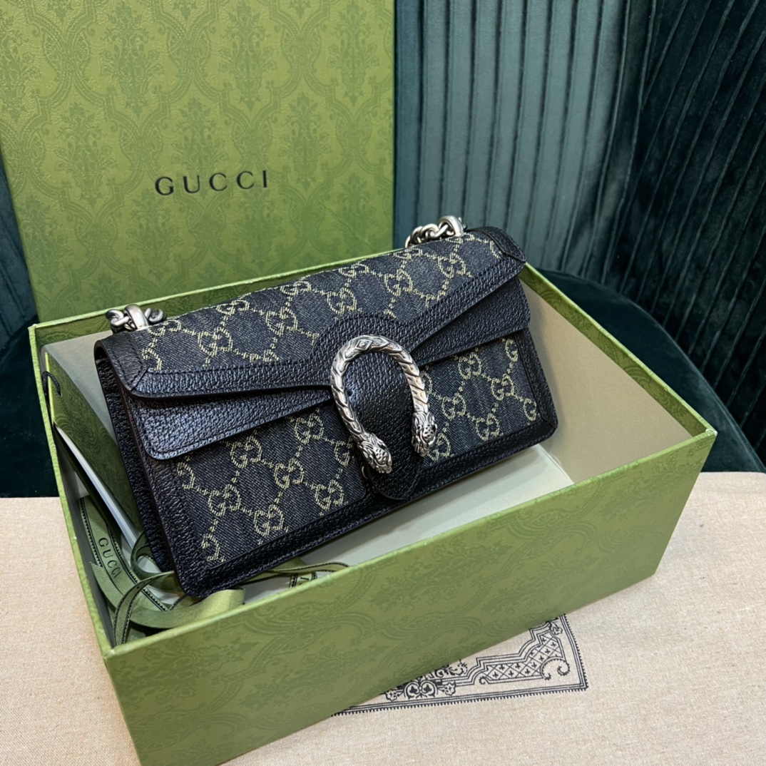 Gucci Bag Collection crafted with premium materials and signature design 2