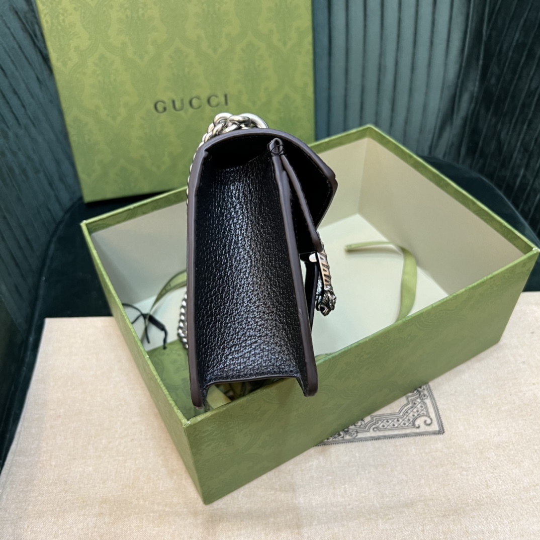 Gucci Bag Collection crafted with premium materials and signature design 5