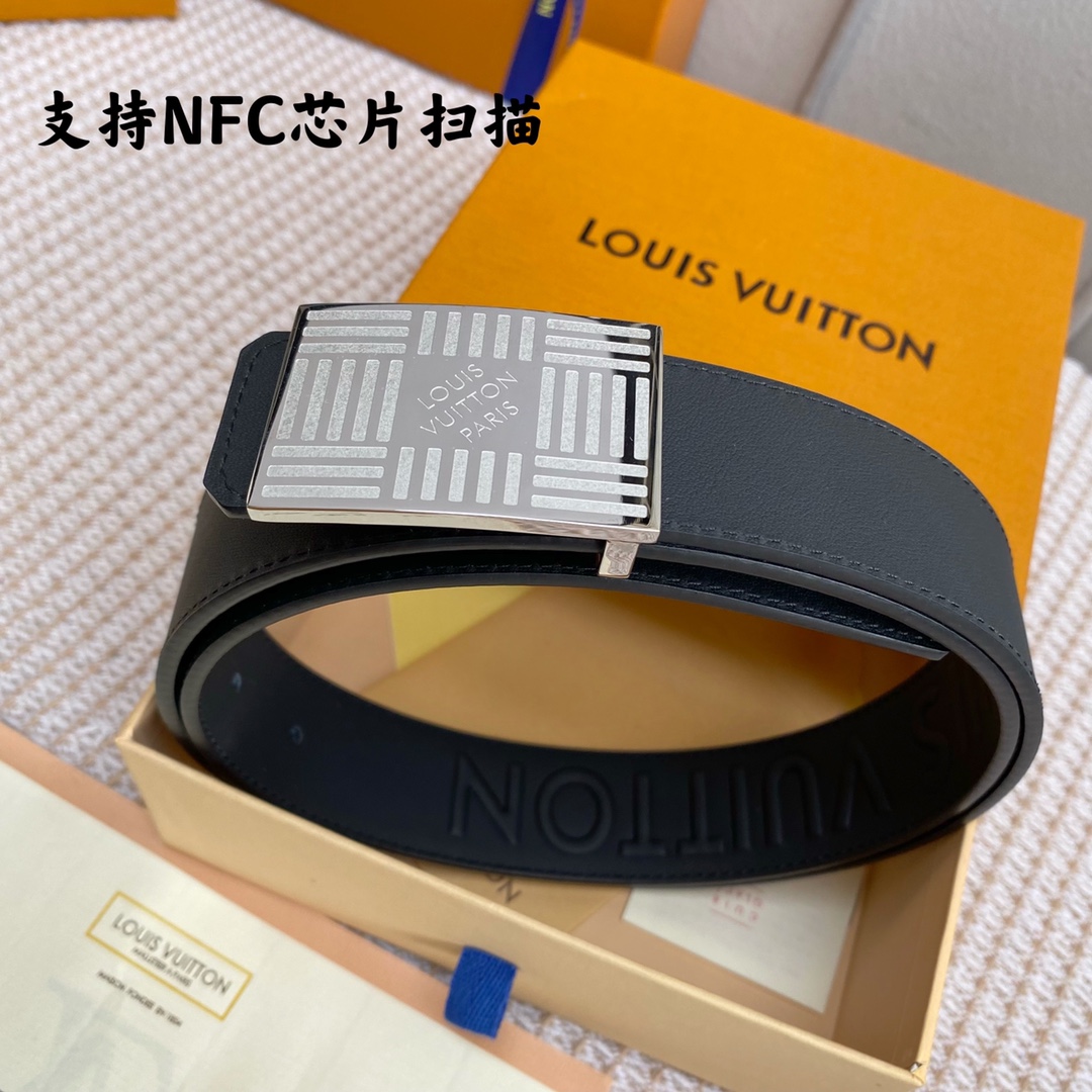 Louis Vuitton Belts Calfskin Cowhide