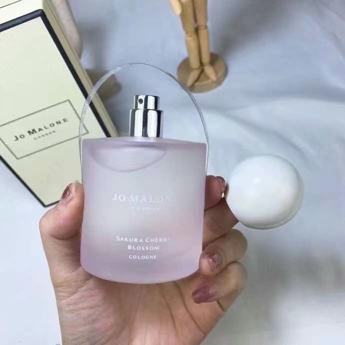 Jo Malone London Sakura Cherry Blossom Cologne, Floral Fragrance For Women 5 i1647329306 3955 3