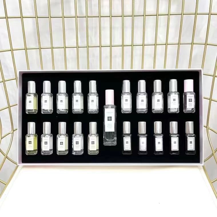 Jo Malone London Miniature Perfume Collection - 21 Piece Set 4 i1647329528 2289 2