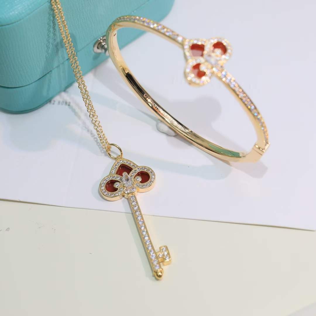 Tiffany & Co. Tiffany&Co. Fleur de Lis 钥匙项链