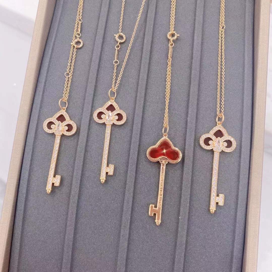 Tiffany & Co. Tiffany&Co. Fleur de Lis 钥匙项链