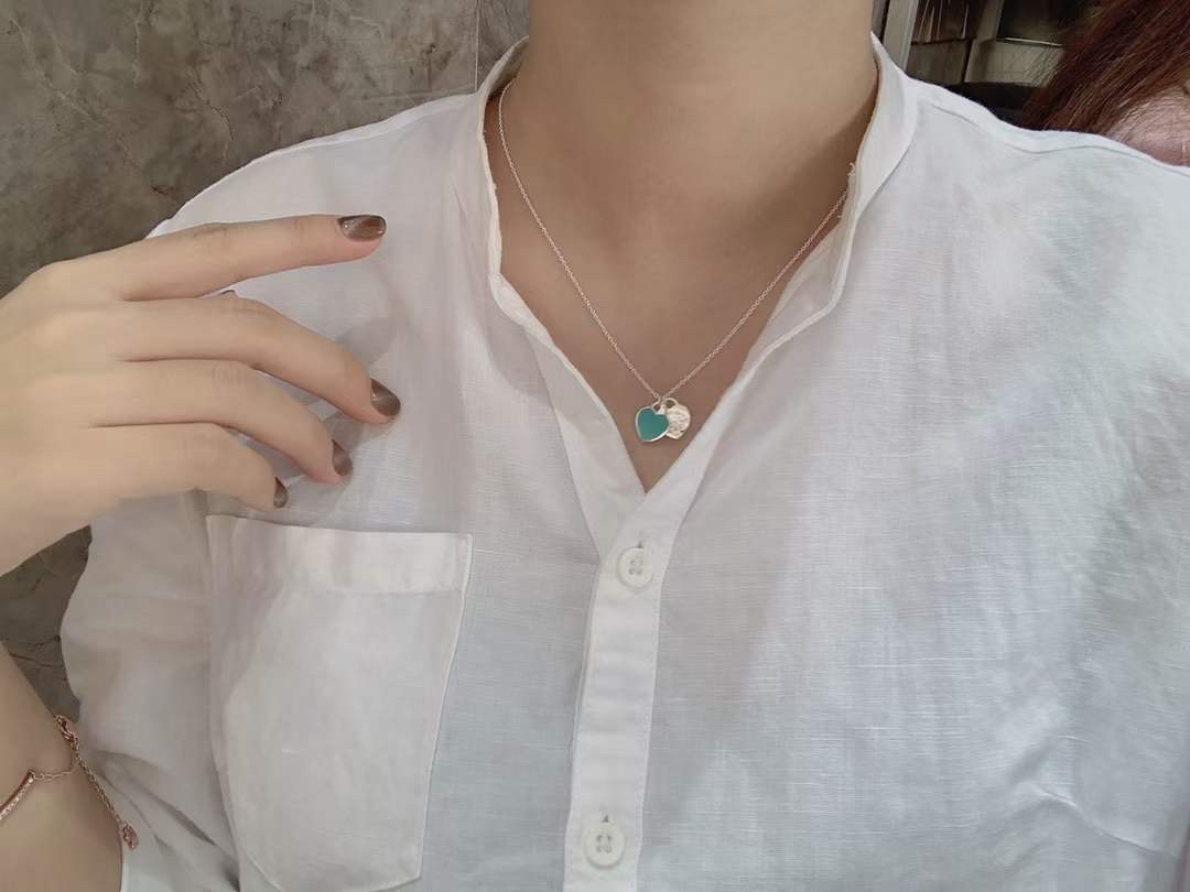 Tiffany & Co. Tiffany双心形珐琅蓝心、粉心爱心吊坠项链