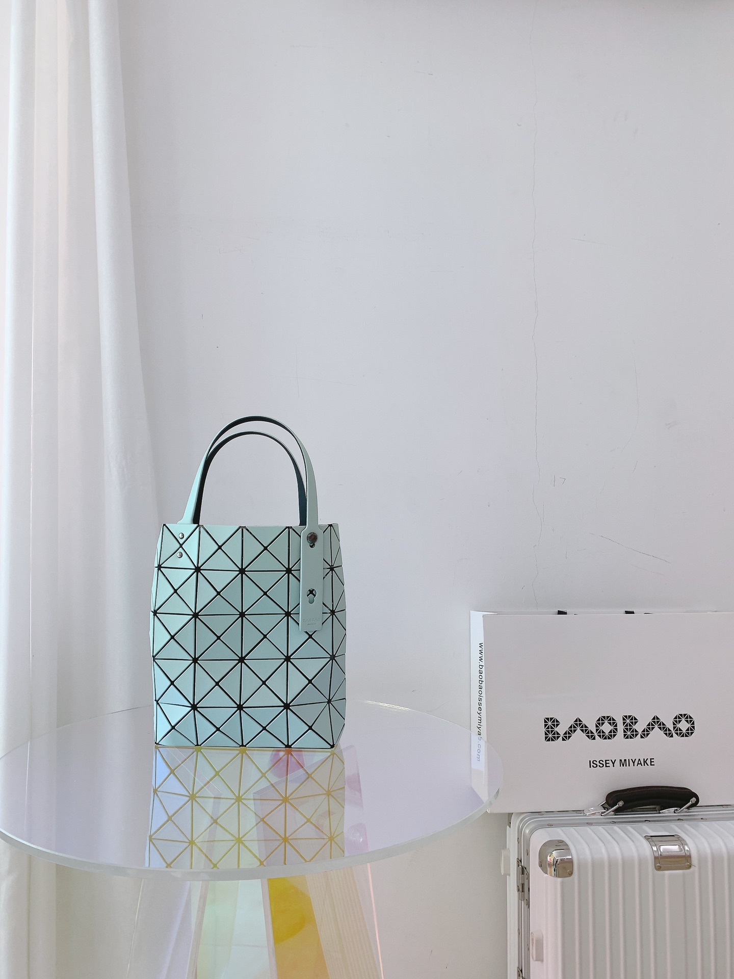 ISSEYMIYAKE三宅一生LUCENT BOXY 系列手提袋BB21-AG852