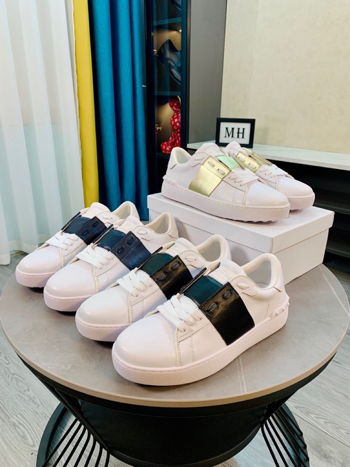 I5  高版本 Valentino华伦天奴情侣款 官网一比一复刻 ，時尚休闲男鞋🔜鞋面選用进口上等原版头层牛皮，羊皮内里，上脚非常有型，个性时尚橡膠耐磨大底，