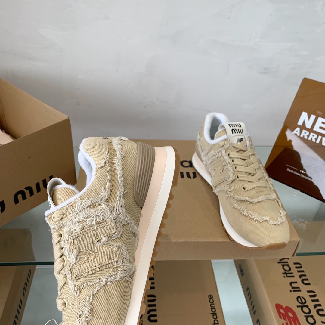 【Miu Miu × New Balance 574】 miumiu新百伦联名 2022ss走秀情侣款男女同款运动鞋