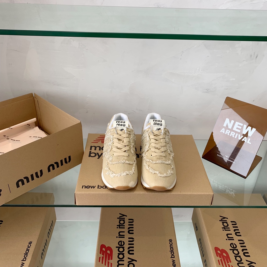 【Miu Miu × New Balance 574】 miumiu新百伦联名 2022ss走秀情侣款男女同款运动鞋