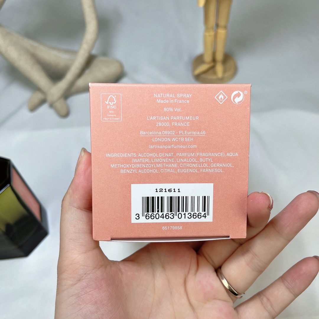 85💰原单品质
阿蒂仙之香2022新香MEMOIRE DE ROSES 玫瑰追忆100ml，L'Artisan Parfumeur - Mémoire de Roses -新品玫瑰追忆100ml
香水柑橘