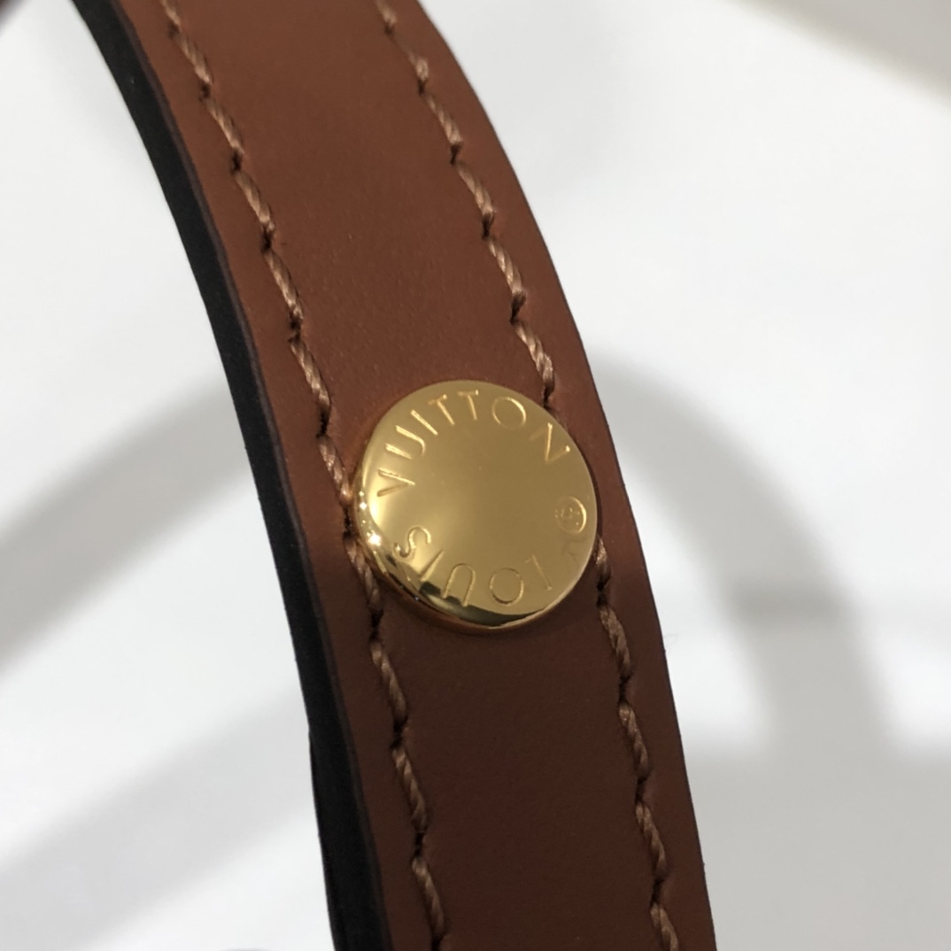 NO:178342,Genuine grade pure steel electroplating hardware details,19860909正品级纯钢电镀五金细节,,Bag