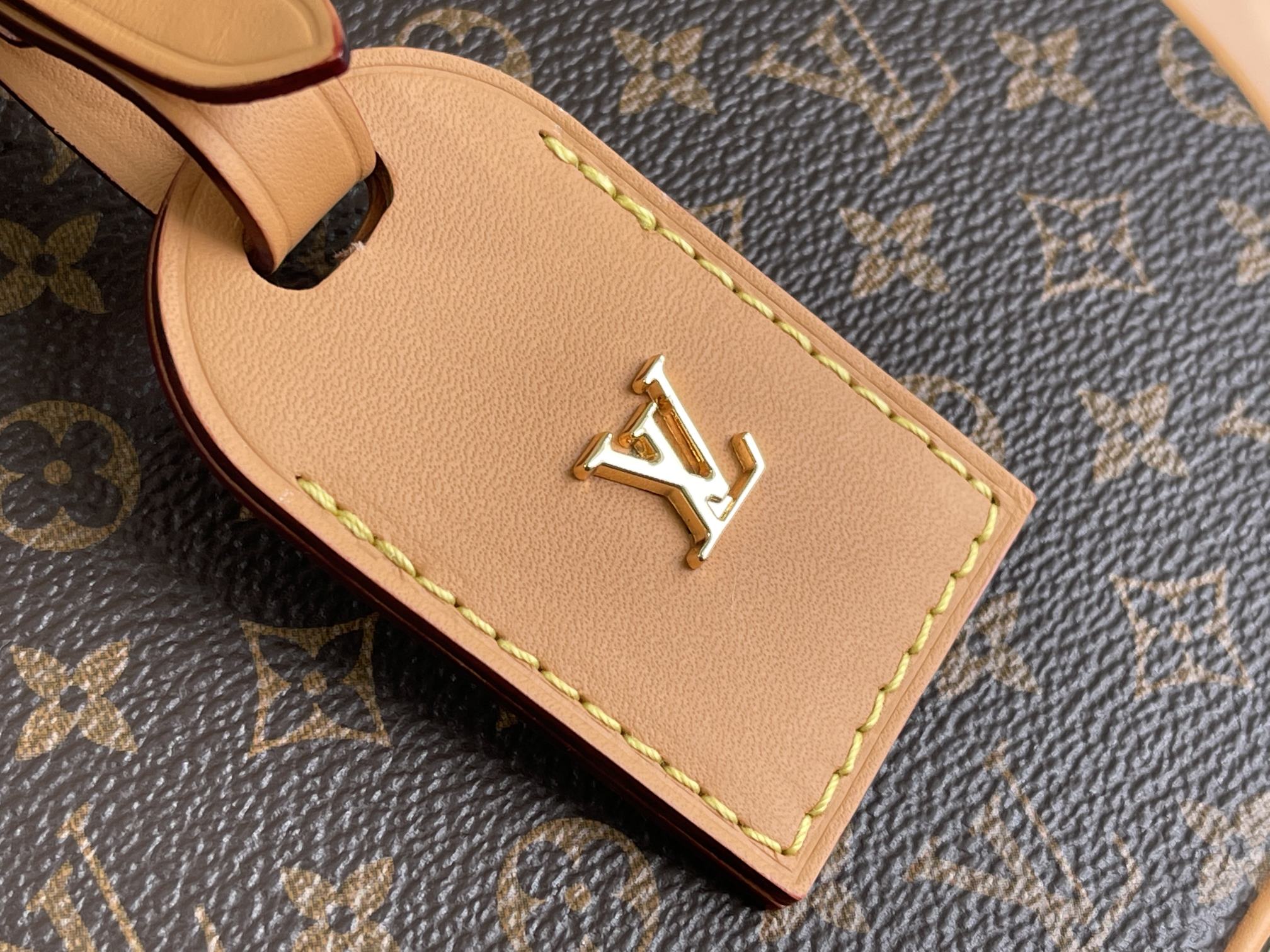 Louis Vuitton Haute Couture Haute Couture Ready-to-Wear Clothing Dress 5
