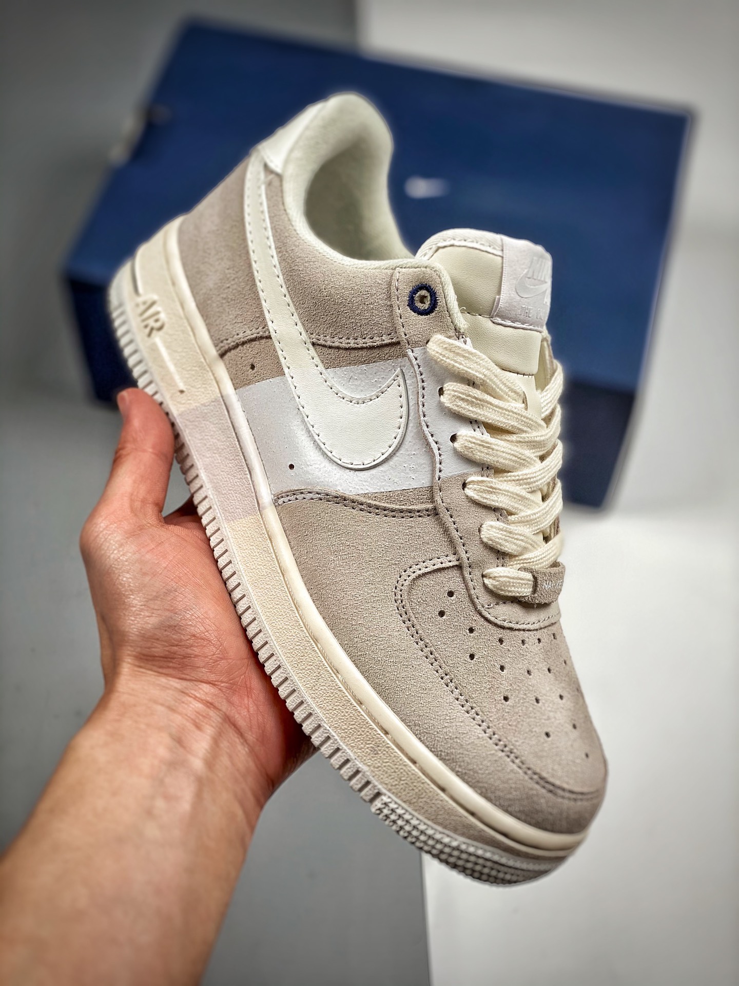 Nueva primavera Nivel empresa Nike Air Force 1 Low ’07 Gris y marrón Fuerza Aérea Uno low top zapatillas casuales Cuero…