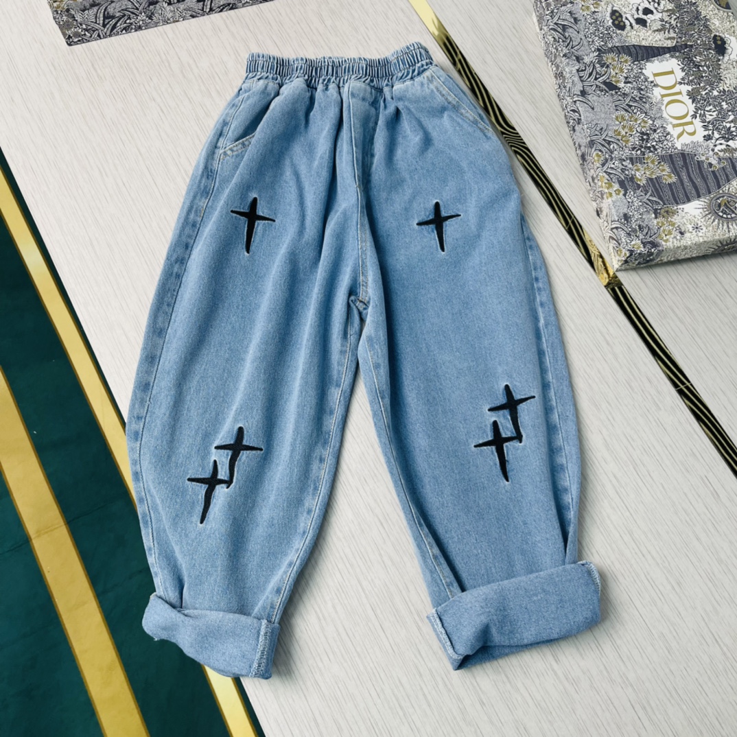 “Chrome Hearts Kids Jeans: Imported Custom Fabric, Soft and Comfy, All Sizes Available” - 图片 2
