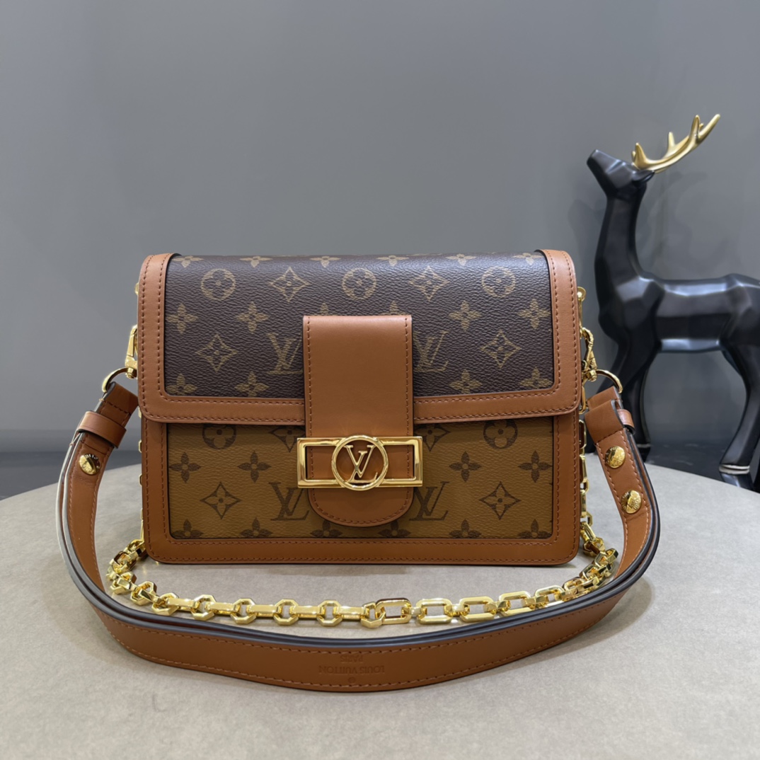 Louis Vuitton LV Dauphine Handbags Messenger Bags High Quality AAA Replica
 Monogram Canvas Spring Collection Fashion M44391