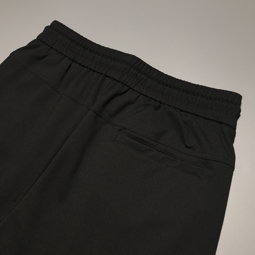 022夏季新款时尚短裤"