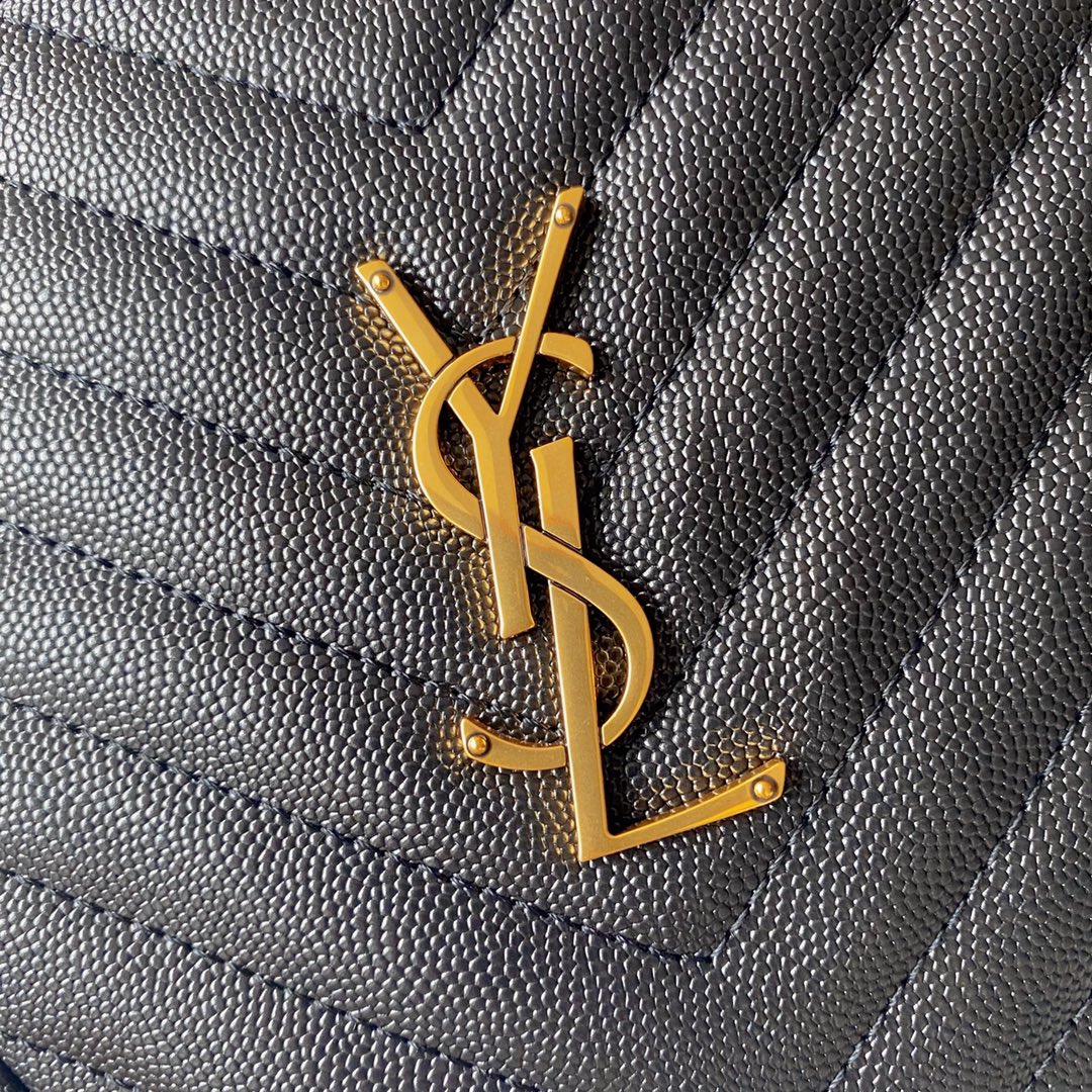 Louis Vuitton Haute Couture Classic Luxury Handbag Shoulder Crossbody 5