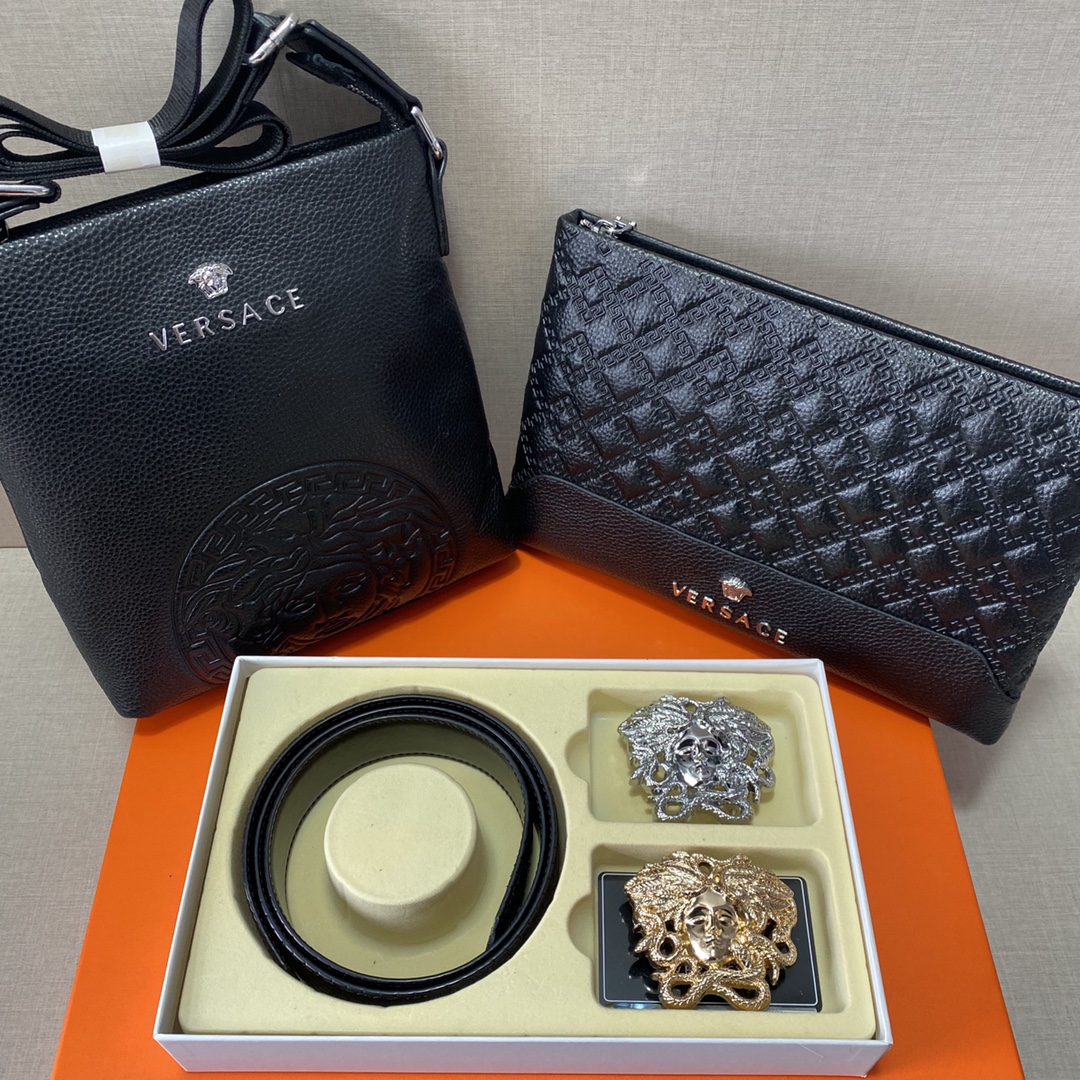 头层皮质组合礼盒包装Versace 范思哲  腰带+俩款包包超级组合 实用公文包包是很合适的选择.强烈推荐这款手提包日常是非常. 双扣皮带：头层皮质带身搭配3.8cm仿铜扣头 尺寸范思哲公文包：长19宽4高21\r   范思哲手提包：长25宽2高16