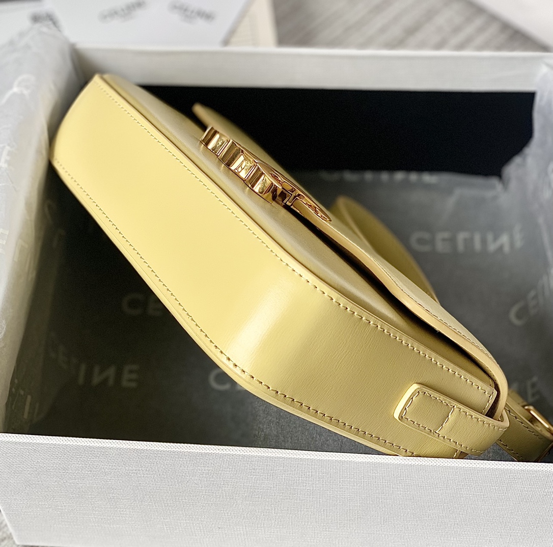 CELINE赛琳凯旋门全皮系列小牛皮肩背包194143