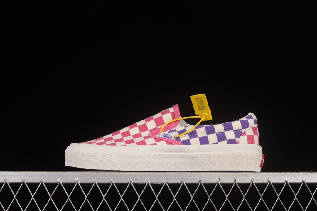 G0 小红书热门款全网寻找这款神仙配色Vans Slip-On 一脚蹬懒人鞋 粉格紫棋盘印花让整双鞋颜值爆了回头率超高上脚超显干净又酷又飒气质upupup