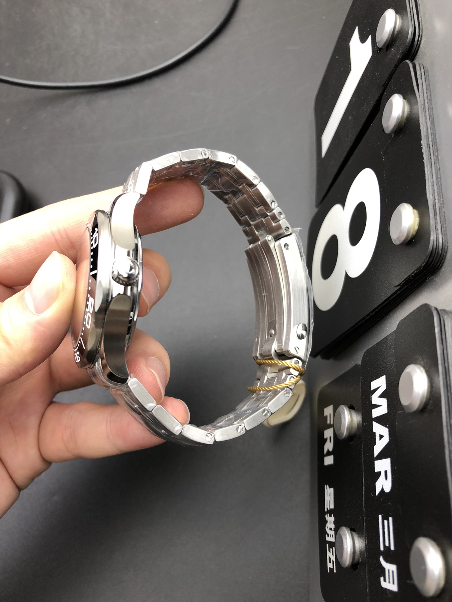 Omega OR 海马300黑