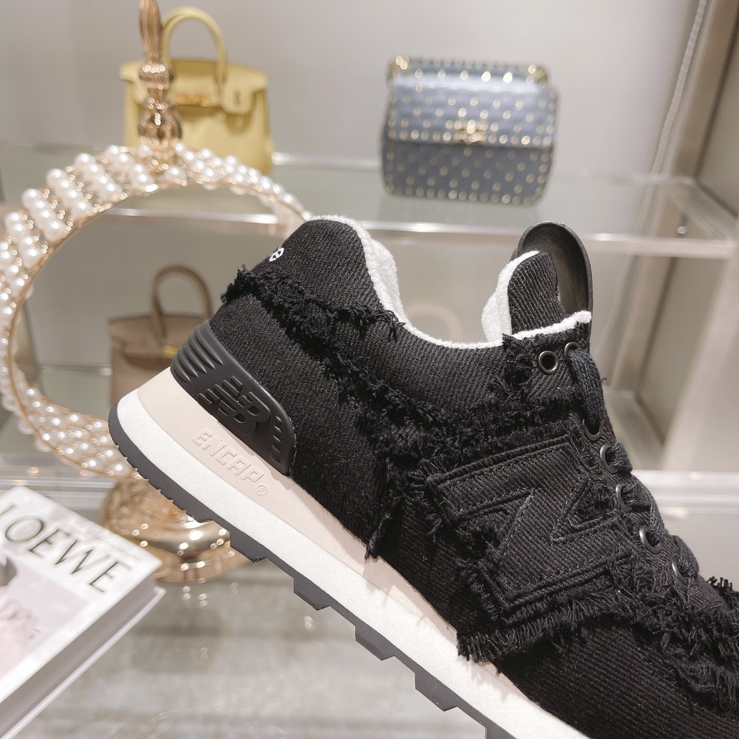 . "Exclusiva versión superior" 2022 primavera y el verano de la última ráfaga de Miumiu x New Balanc