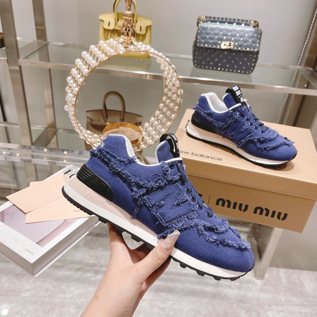 . "Exclusiva versión superior" 2022 primavera y el verano de la última ráfaga de Miumiu x New Balanc