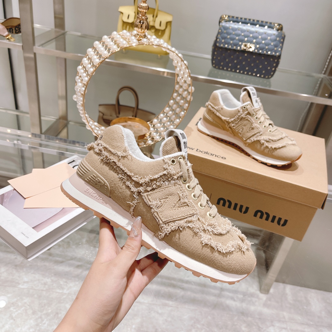 . "Exclusiva versión superior" 2022 primavera y el verano de la última ráfaga de Miumiu x New Balanc