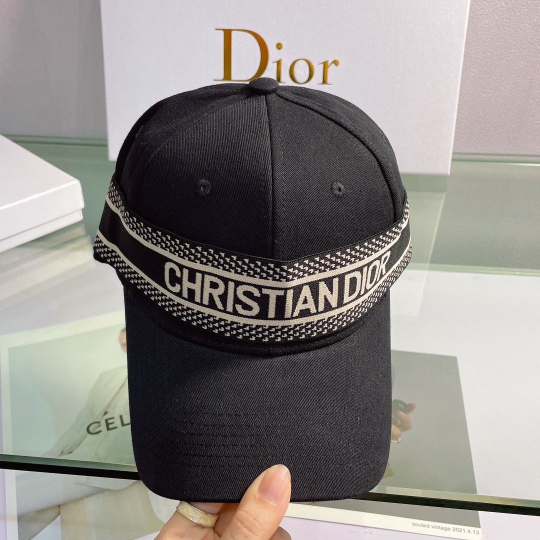 Dior迪奥官网同步新款男女通用棒球帽名媛网